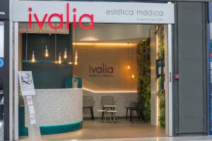 Ivalia Estética Médica Tratamiento de Acné en Vecindario
