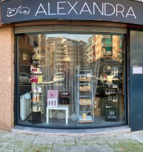 Alexandra Perruquers Peluquería en Lérida