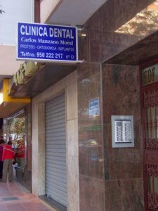 Clínica Dental Carlos Manzano Moral Colocación de Brackets en Almería