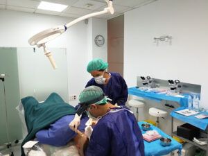 Clínicas Dr. Pelo Tratamiento Capilar en Sevilla