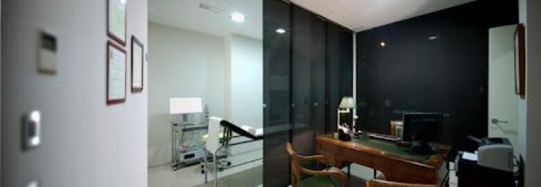 DERMAVAN – Clínica Dermatológica Avanzada – Granada