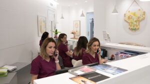Dra. Mar Lázaro - Medicina Estética Clínica Reducción Corporal en Zaragoza