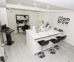 Glam Brow Studio Microblading en San Sebastián