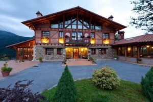 Hotel & Spa Etxegana Masaje con Cañas de Bambú en Ipiñaburu
