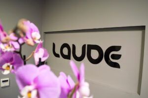 LAUDE