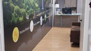 Naturopatía y Bienestar Masaje con Cañas de Bambú en Bilbao