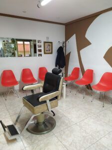 Peluquería de Caballeros M.Morales Peluquería en Jaén