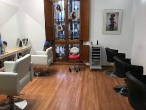 Peluquería Salón de belleza Marrocc Peluquería en Huelva