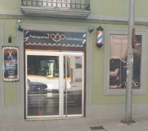 Peluqueria Toño Caballeros Peluquería en Lugo