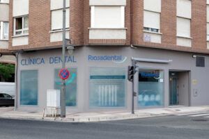 Riojadental - Centro Odontológico Colocación de Brackets en Logroño