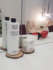 Roda Peluquería / Goa Organics Peluquería en Oviedo